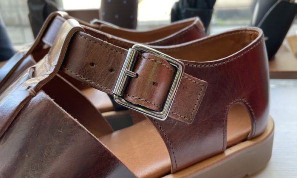 グルカサンダル