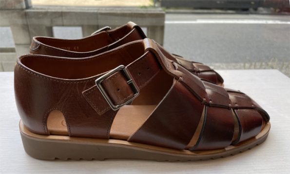 グルカサンダル