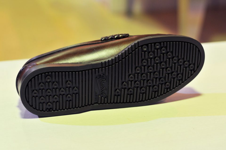 パラブーツ Paraboot コロー CORAUXのアウトソールはデッキシューズそのもの