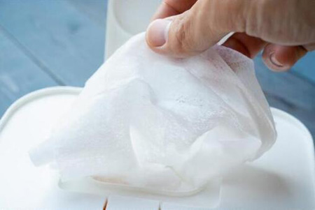 ウェットティッシュ