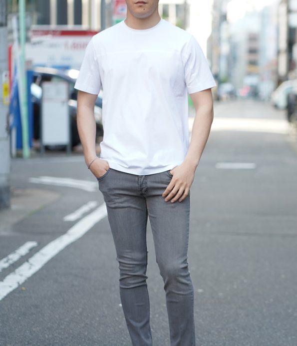 大人の差を付けるTシャツ1枚のコーデ