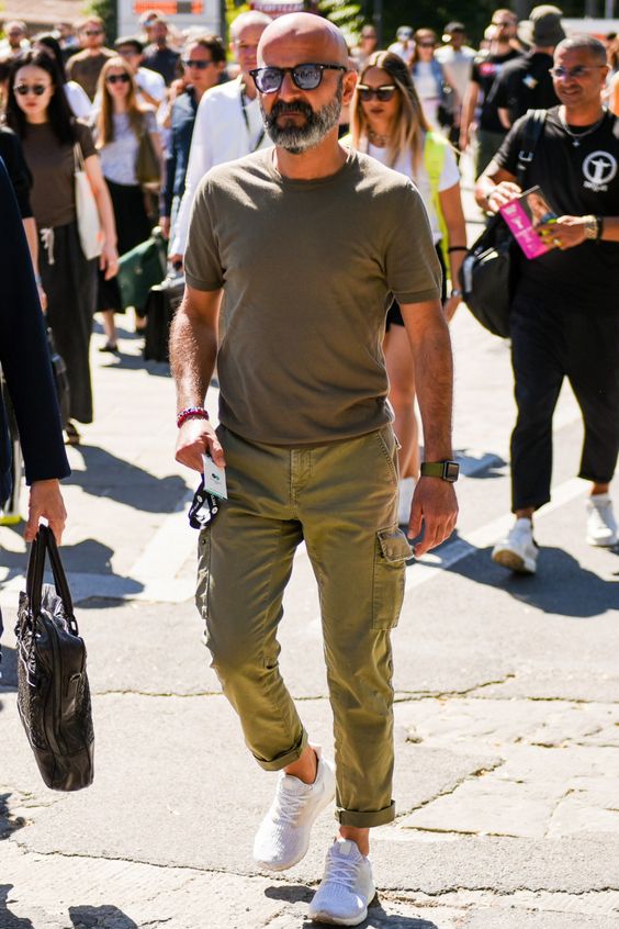 メンズTシャツコーデ