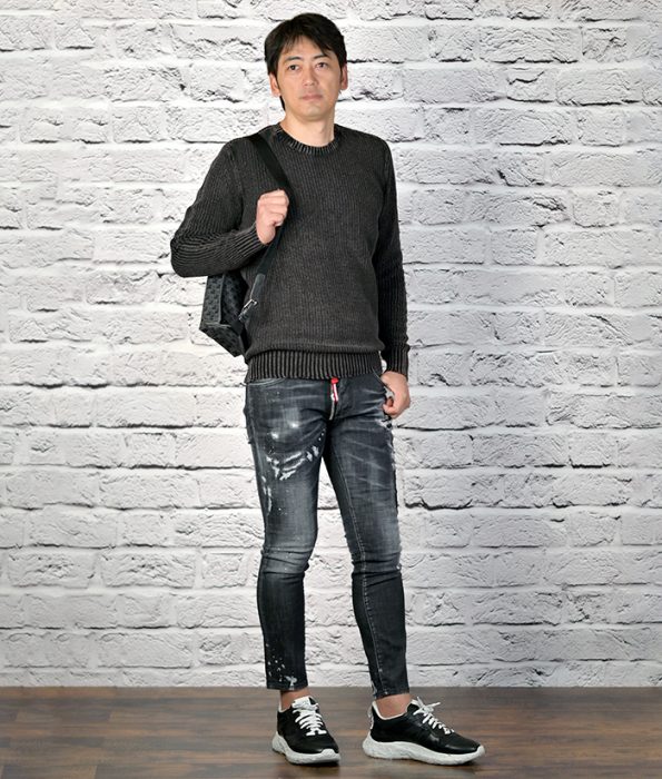 ブラックウォッシュデニム コーデ