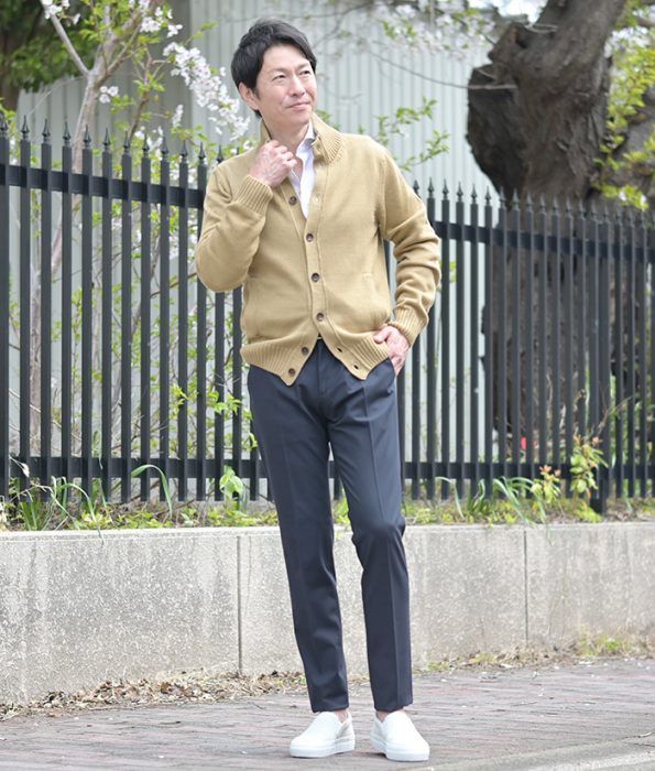 シャツの上　何着る