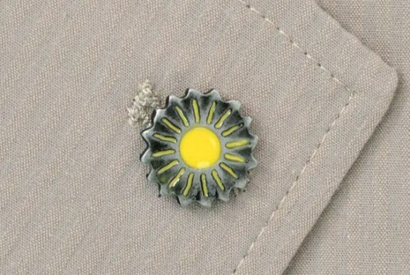 ジャンネット　ラペルピン