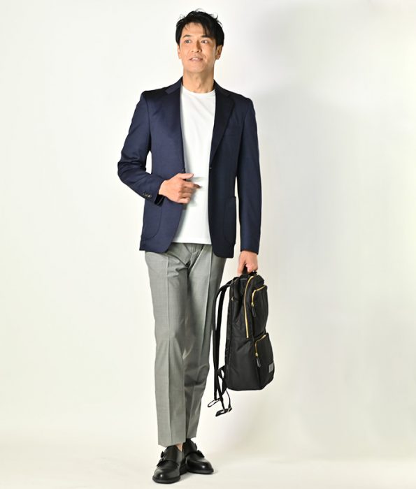 オフィスカジュアル