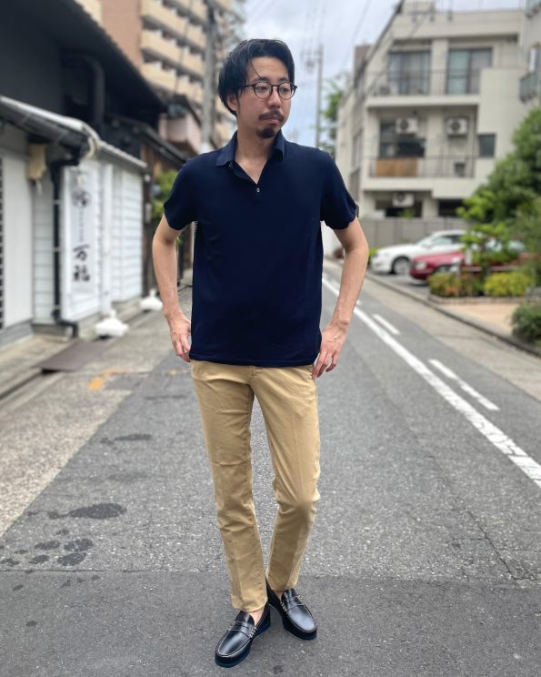 チノパンコーデ メンズ