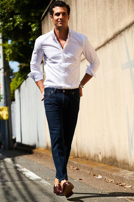 タックイン シャツコーデ