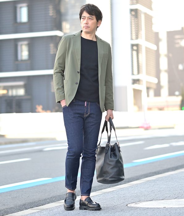 インディゴ 濃い色デニムコーデ