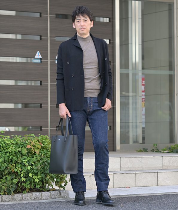 インディゴ 濃い色デニムコーデ