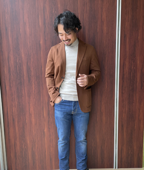 女子ウケ　ベージュコーデ