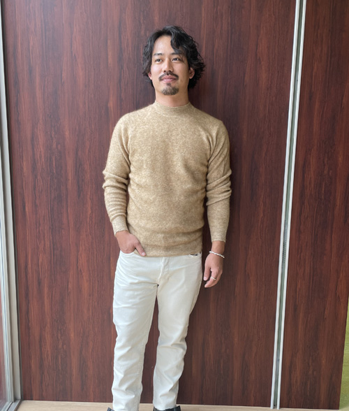 女子ウケ　ベージュコーデ