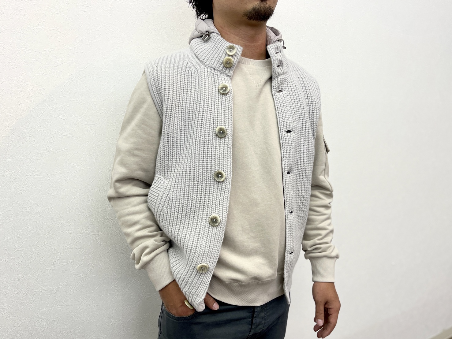 暖かみとモダンな印象！HERNO(ヘルノ)ニットベスト | 【Octet