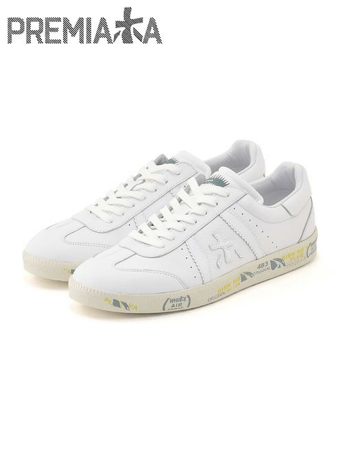 スマートカジュアル　白スニーカー