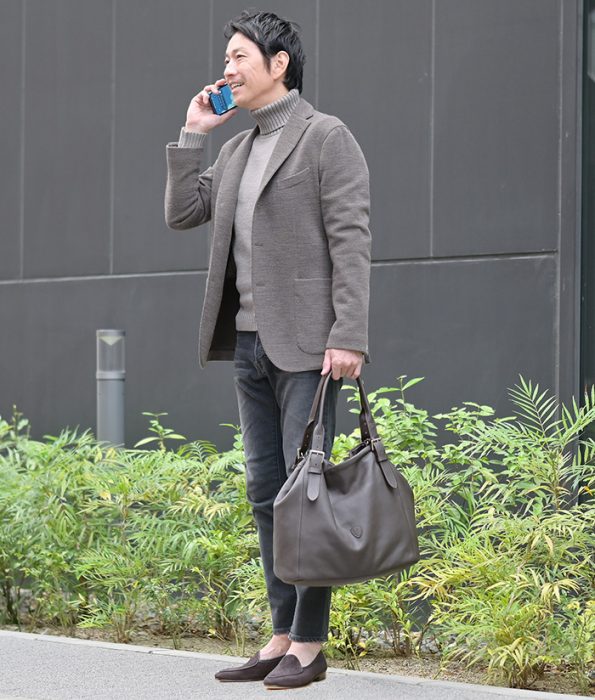 ブラウンジャケットコーデ