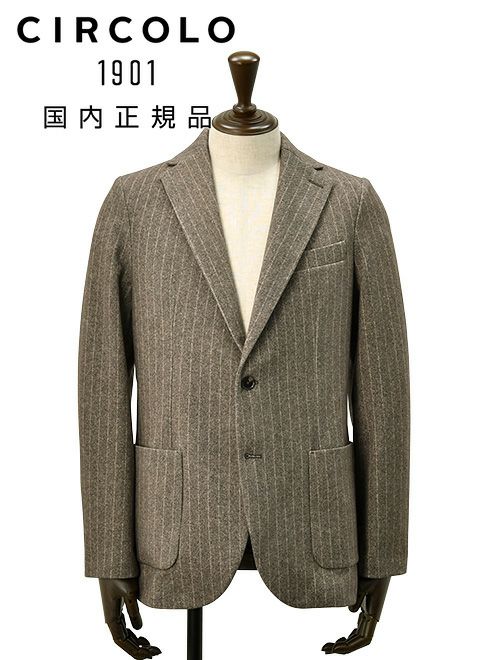 ブラウンジャケットコーデ