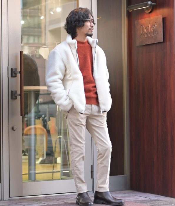 コーデュロイパンツコーデ　メンズ