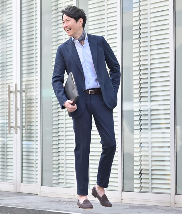 ジャケットに合うカバン コーデ