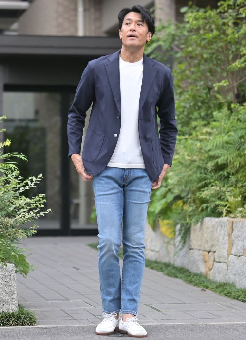 インコテックス ブルーディヴィジョン INCOTEX BLUE DIVISION デニムパンツを使ったコーディネート