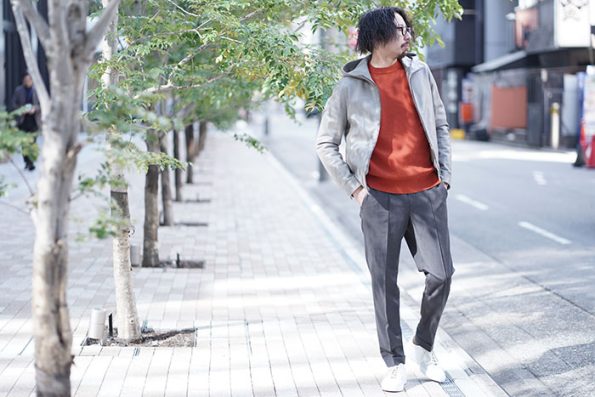 40代50代メンズ春アウター特集 エンメティ フーディ―レザージャケットをp使用したコーデ