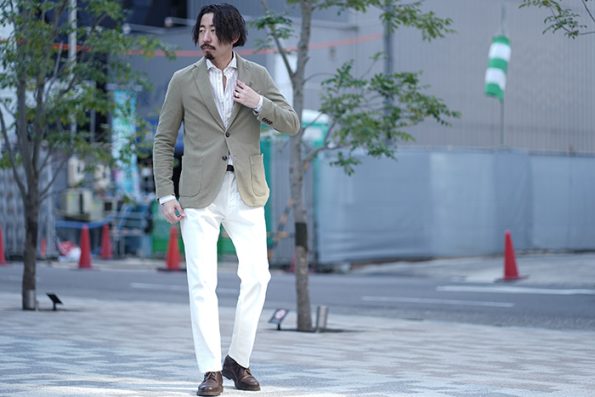 30代40代50代が穿く白パンツコーデ3