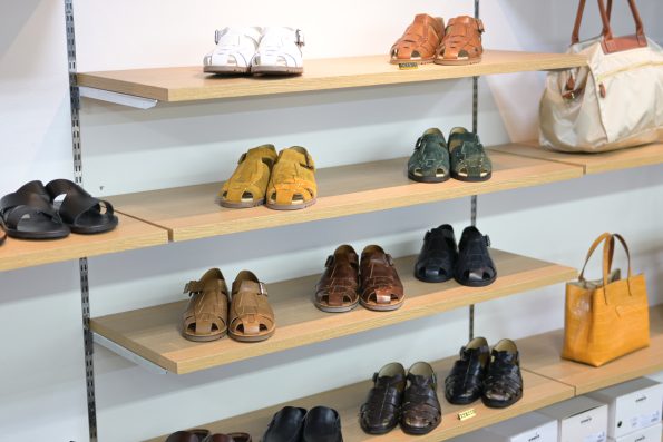 PARABOOT パシフィック PASIFIC メンズサンダル ホワイト GRグレインレザー 型押し グルカ グラディエーター 編み込み イタリア製 