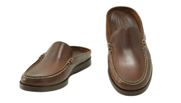 パラブーツのサンダル