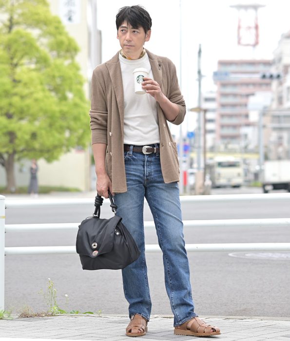 パラブーツのサンダルを使ったコーディネート