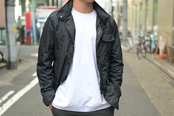 大人の男性が着こなすM-65型ブルゾン