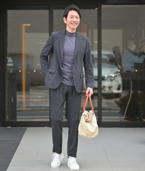 2025年春夏活躍するアイテム　半袖ニット