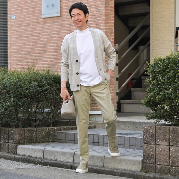 REPLAY リプレイ チノ ハイパーフレックス スリム ライトオンス カラーチノ コーディネート