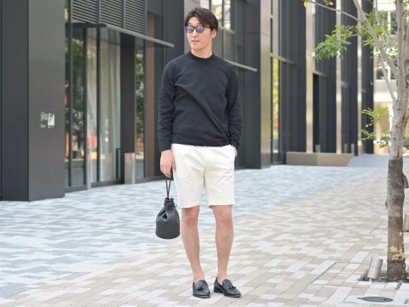 FILIPPO DE LAURENTIIS / フィリッポ・デ・ローレンティスのブラックカラーコットンニットを中心としたハーフパンツコーディネート