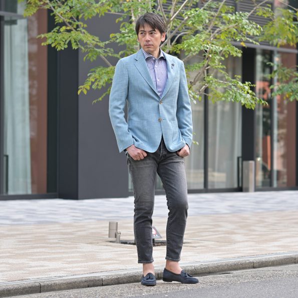 レッドカード リズムプラスモデルを使用したコーディネート