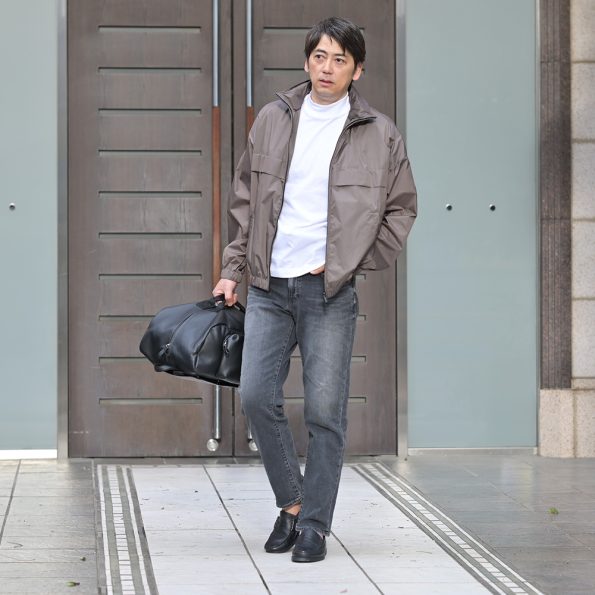 レッドカード ベースモデルを使用したコーディネート