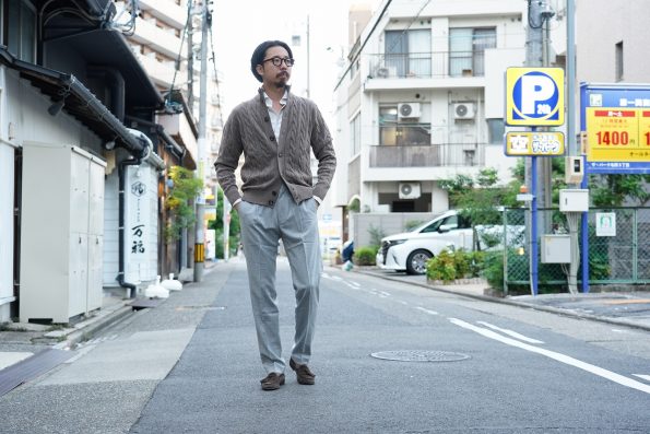 FILIPPO DE LAURENTIIS(フィリッポ デ ローレンティス)ウールカシミヤ クルーネックニットの着用イメージ