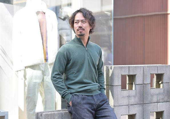 FILIPPO DE LAURENTIIS(フィリッポ デ ローレンティス)ジップアップニットブルゾンのスタイル提案