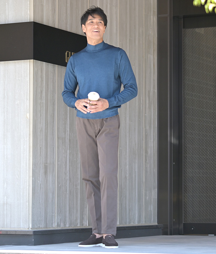 色で魅せる！上品かつ個性的なスタイリング