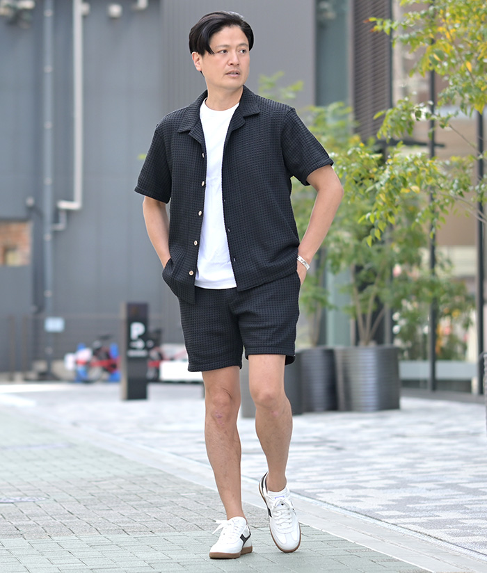 夏の涼感セットアップが素材で差がつく