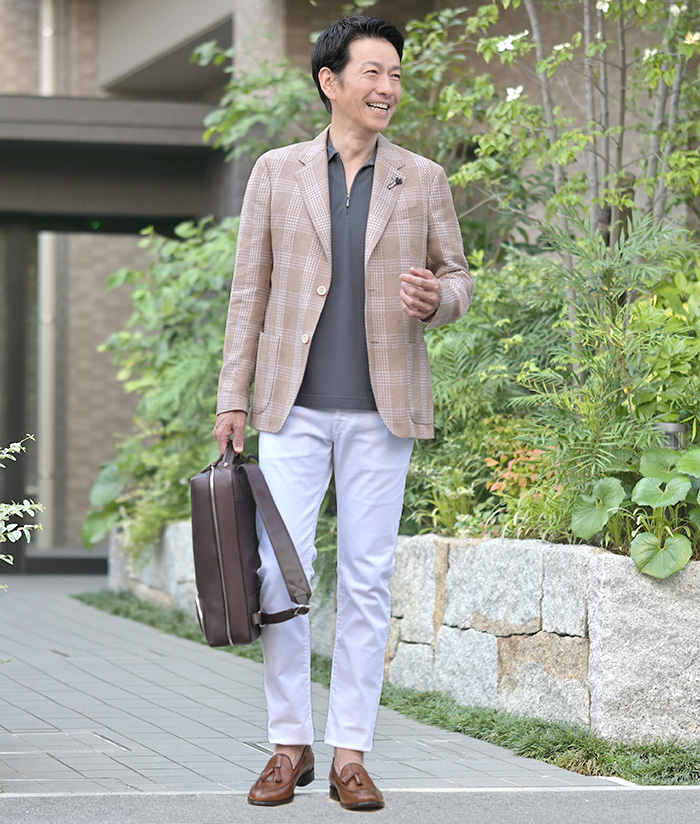 “軽やかに、品よく。イケオジのジャケット