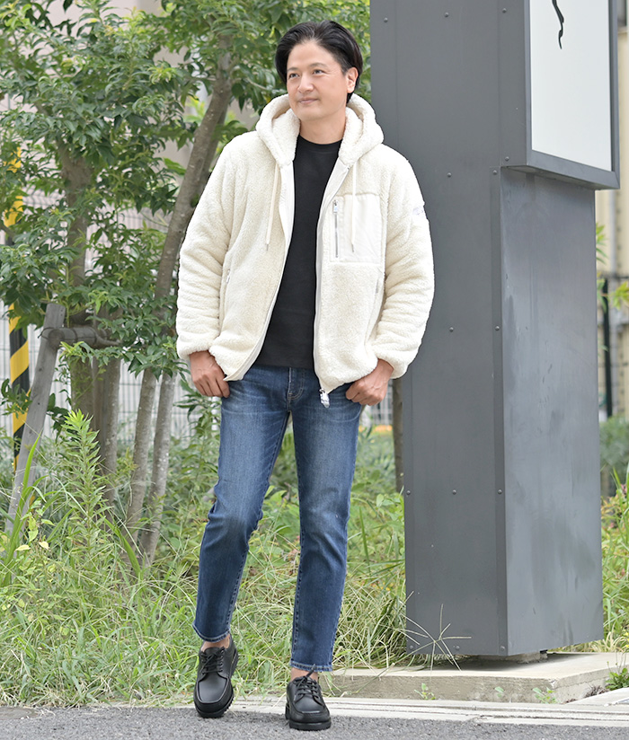 ボアブルゾンが主役!イケオジの冬カジュアル