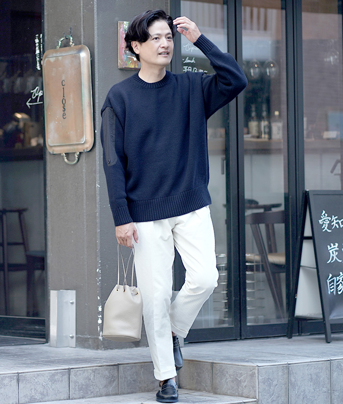 肩の力を抜いても美しい。上品カジュアル