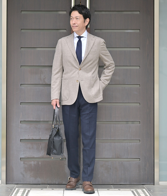 “仕事スタイルも絵になる、イケオジの都会派ビジネスコーデ