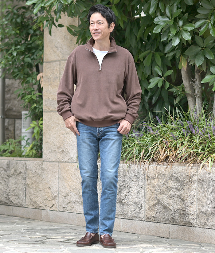 “力を抜いても品がある、大人のリラックスカジュアル