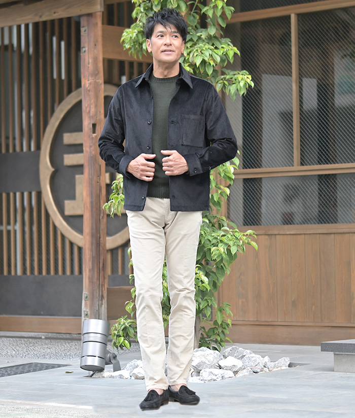 上品で軽やか。秋に映える大人のコーデュロイスタイル