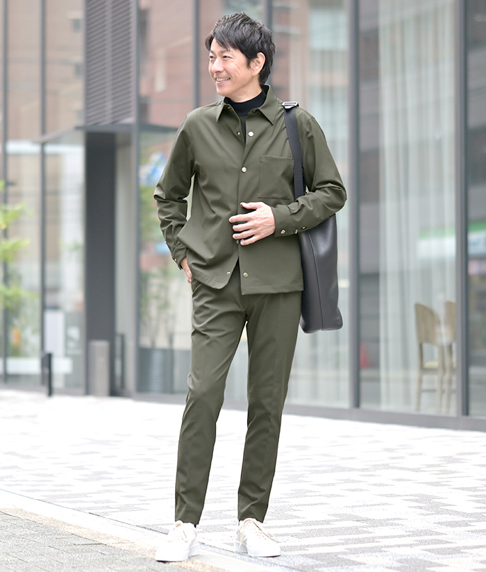 無骨さじゃなく“洗練”を纏う、都会的セットアップ