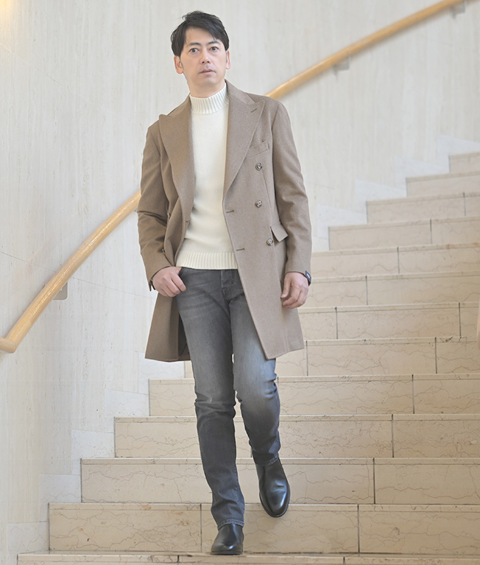 静かな季節を歩く、品のある冬コーデ