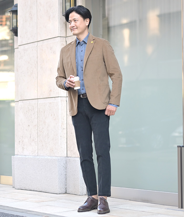 年齢を重ねるほど似合うブラウンコーデ