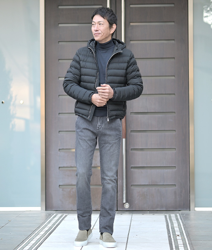 重くならないダークトーンコーデ