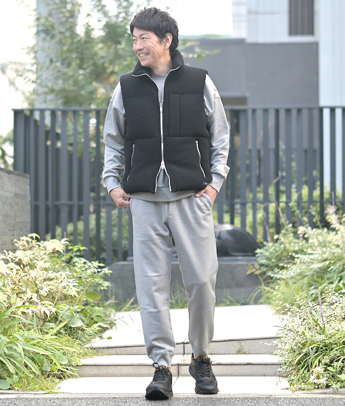 40代50代のための上品スウェットコーデ