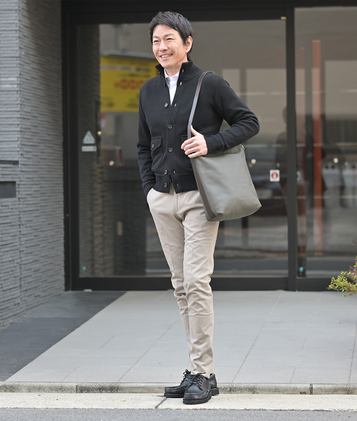 中間季節コーデはニットブルゾンが活躍する